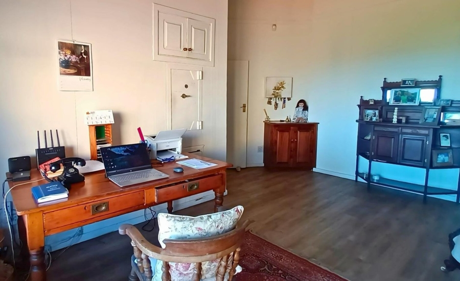 6 Bedroom Property for Sale in Blue Bend Eastern Cape